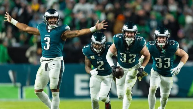 Eagles beat Commanders in decisive divisional game with fourth quarter lead