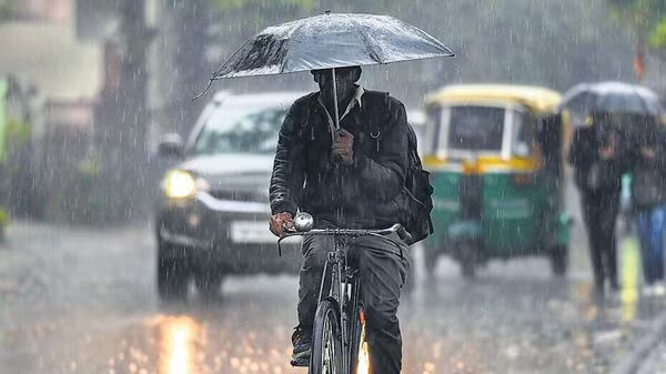Weather Update: Heavy Rainfall Wreaks Havoc in Delhi-NCR, Alert Issued in Uttar Pradesh